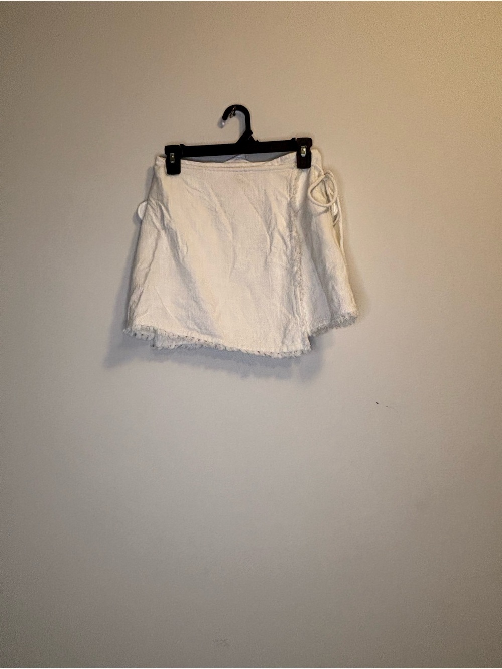 Billabong White Mini Wrap Skirt with Side Tie Detail